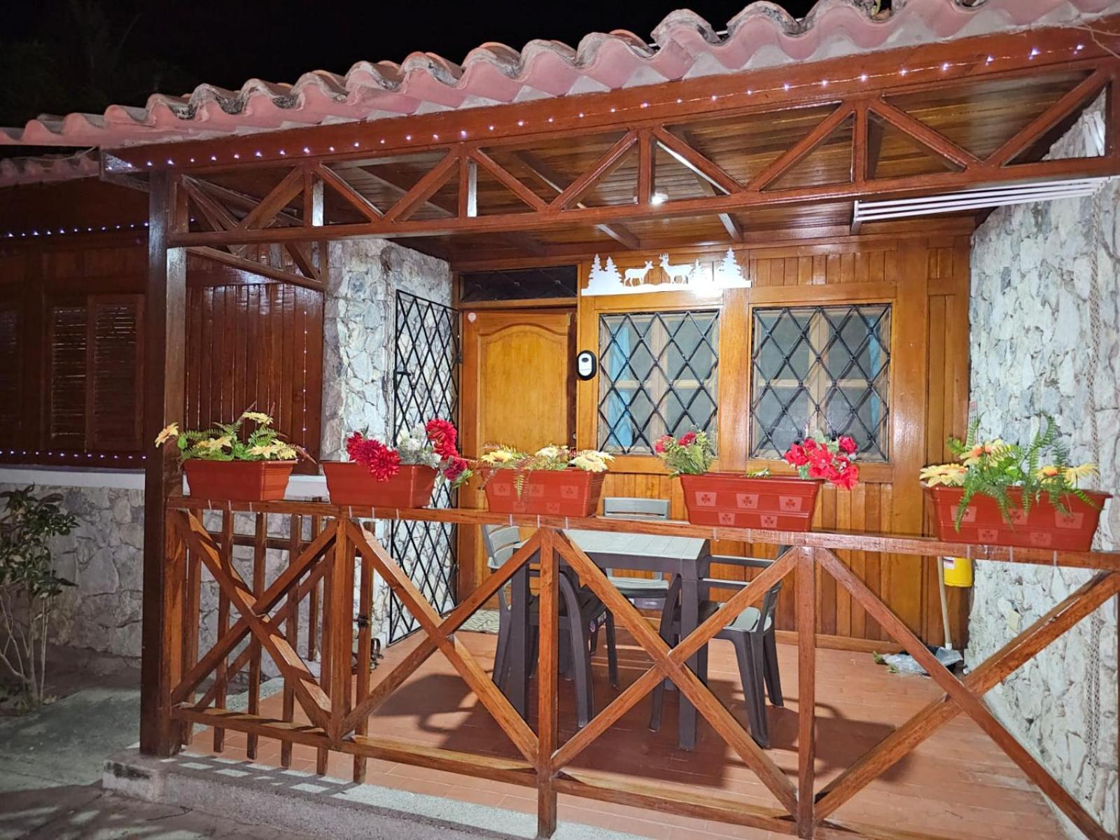Completa Rodadero Hasta X 7 + Piscinas+wifi +aire Acondicionado